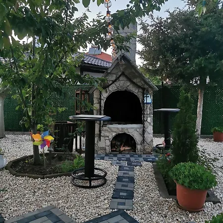 Casa Ellamy Guest house