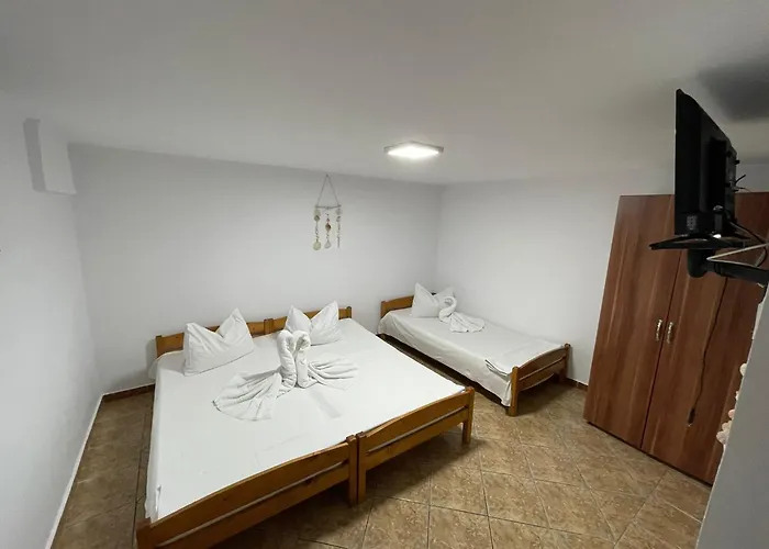 Penzion Casa Ellamy *