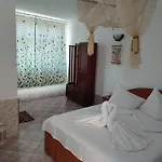 Pensión Casa Ellamy Două Mai