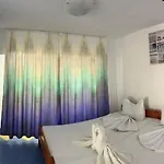 Πανσιόν Casa Ellamy