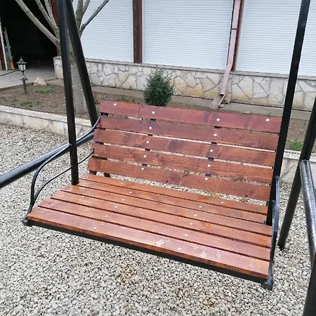 Pensjonat Casa Ellamy *