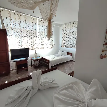 Casa Ellamy 3* Доуэ-Май
