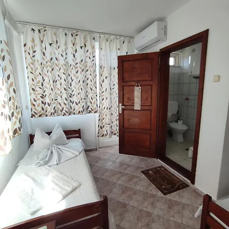 Casa Ellamy Pensjonat Două Mai