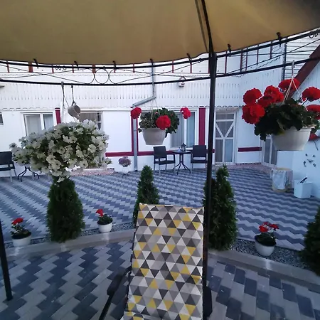 Casa Ellamy *